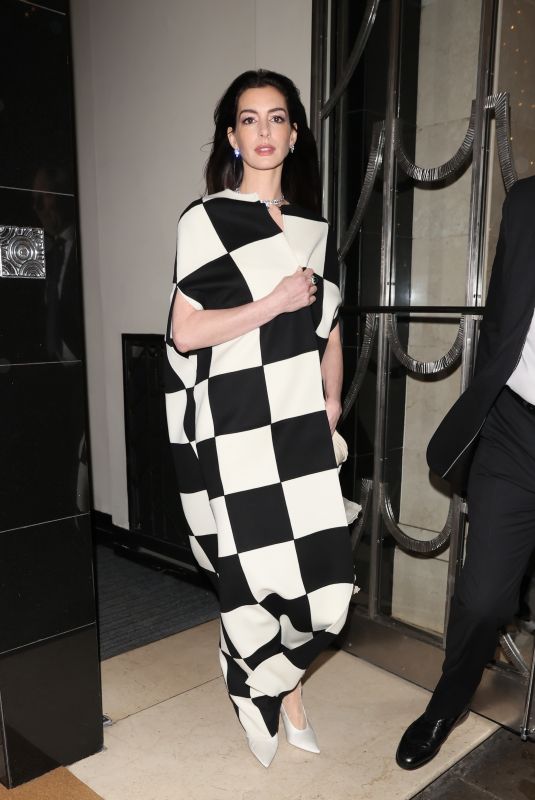 ANNE HATHAWAY Leaves 2023 Fashion Awards in London 12/04/2023