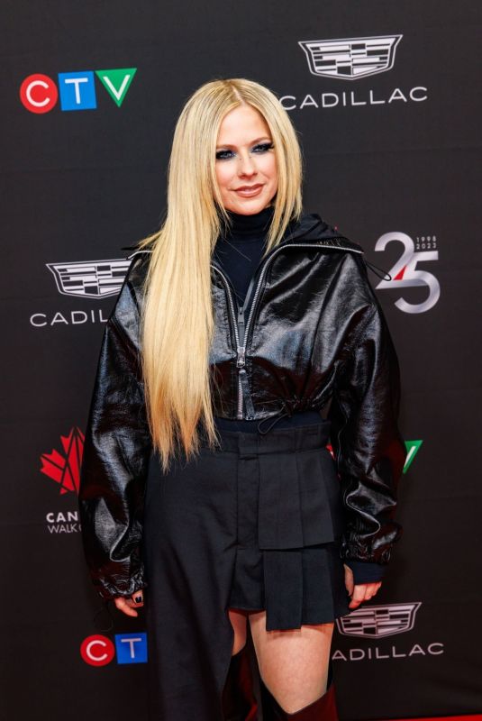 AVRIL LAVIGNE at Canada’s Walk of Fame Gala at Convention Center in Toronto 12/02/2023