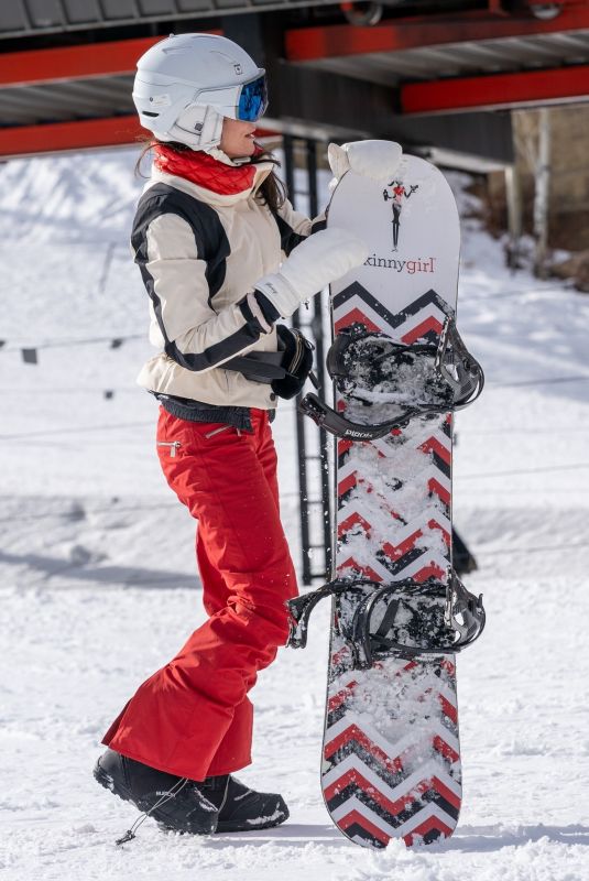 BETHENNY FRANKEL at Solo Snowboarding Session in Aspen 12/23/2023