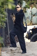 CARA SANTANA Arrives at a Friend