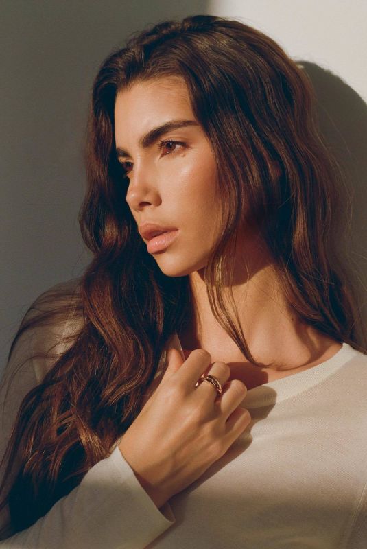 CINDY MELLO for Bulgari Holiday 2023