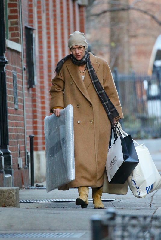 CLAIRE DANES Out Shopping in New York 12/21/2023