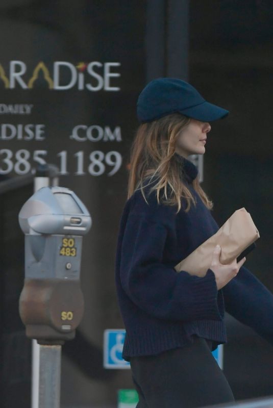 ELIZABETH OLSEN Out Shopping in Los Angeles 12/27/2023
