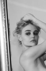EMILY ALYN LIND at a Photoshoot, December 2023