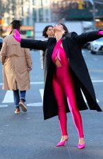 EMILY RATAJKOWSKI Filming a Maybelline Commercial in Manhattan 12/14/2023