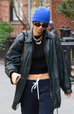 EMILY RATAJKOWSKI Out and About in New York 12/05/2023