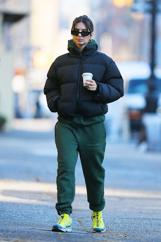 EMILY RATAJKOWSKI Out for Coffee in New York 12/13/2023