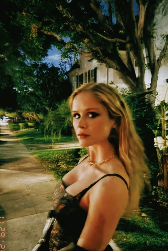 ERIN MORIARTY - Instagram Photos 12/02/2023
