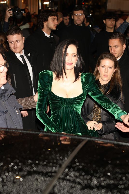 EVA GREEN Arrives at The Three Musketeers: Milady Premiere in Paris 12/10/2023