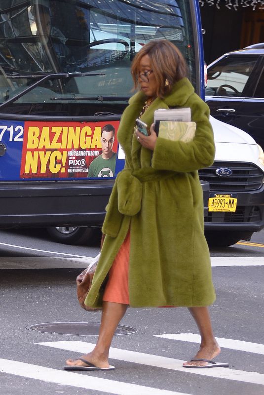 GAYLE KING Out and About in New York 12/06/2023