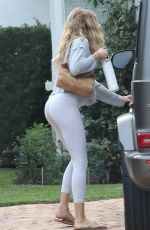 GISELE BUNDCHEN Leaves Her Home in Miami 12/07/2023