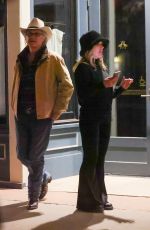 GOLDIE HAWN and Kurt Russell at Kate Hudson