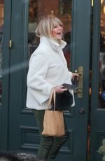 GOLDIE HAWN and Kurt Russell Out Shopping at Mavericks of Aspen Western Apparel Store in Aspen 12/18/2023