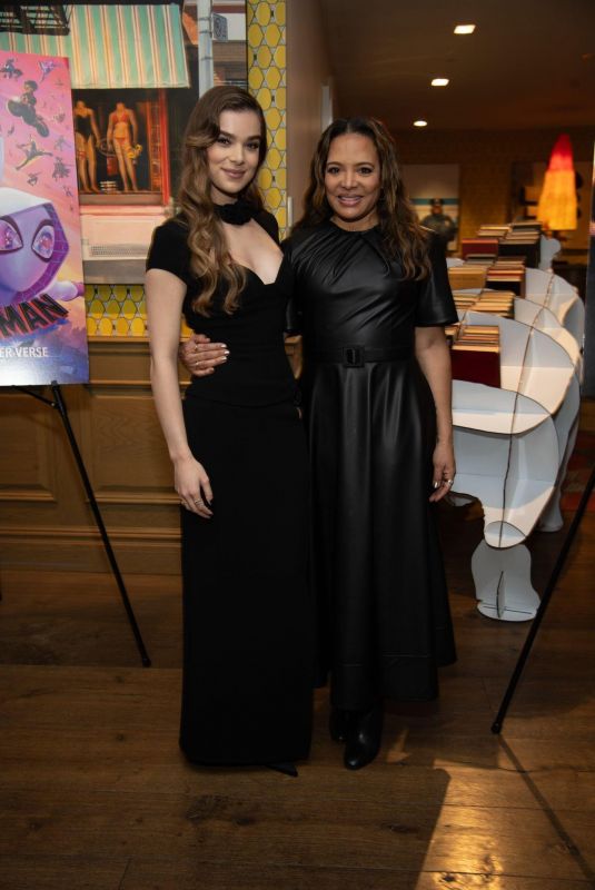 HAILEE STEINFELD at Spider-man: Across the Spider-verse Q&A Screening in New York 12/10/2023