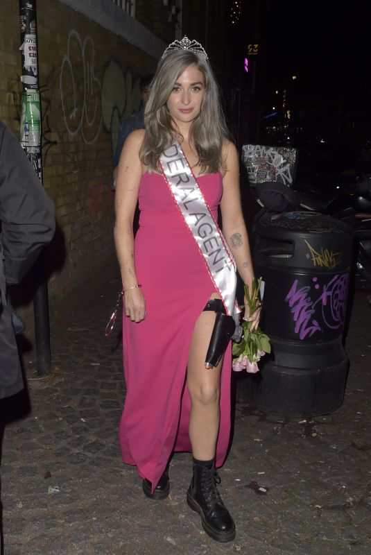 HARRIET ROSE Arrives at 93 Feet East Y2K Themed Birthday Party in London 12/15/2023