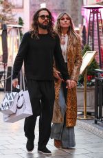 HEIDI KLUM and Tom Kaulitz Out Shopping at Nordstrom 12/11/2023