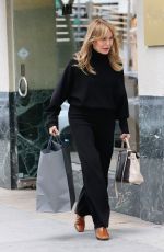 JACLYN SMITH Out on Holiday Shopping 12/19/2023
