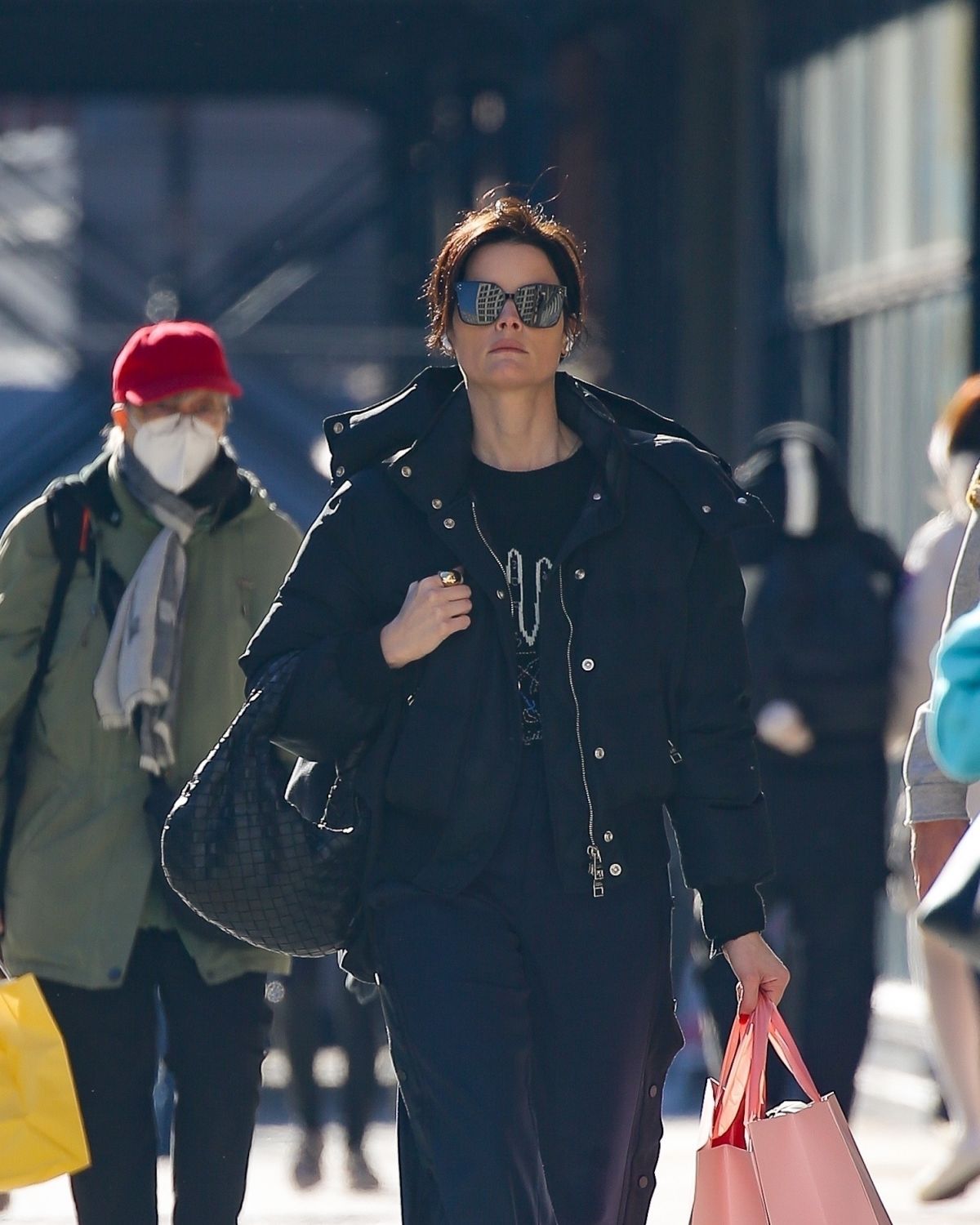 JAIMIE ALEXANDER Out Shopping in New York 12/21/2023 – HawtCelebs