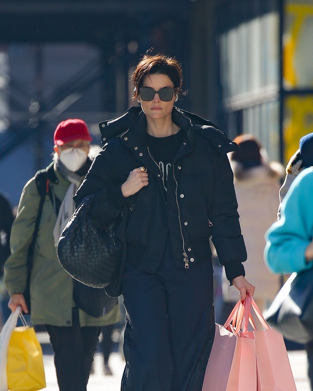 JAIMIE ALEXANDER Out Shopping in New York 12/21/2023 – HawtCelebs