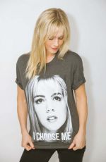 JENNIE GARTH for Launch of Her Clothing Website 12/10/2023