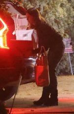 JENNIFER GARNER Out Christmas Caroling in Brentwood 12/25/2023