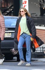 JENNIFER LAWRENCE Walk with a Friend Out in New York 12/09/2023