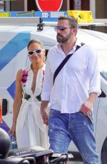 JENNIFER LOPEZ and Ben Affleck Out in St Bart