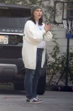 JENNIFER LOVE HEWITT Arrives at a Christmas Eve Party at a Friend