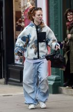 JESS GLYNNE Out with Her Father Laurence on Christmas Shopping in Primrose Hill 12/21/2023