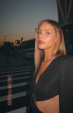 KARI RILEY - Instagram Photos 12/23/2023