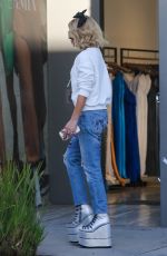 KATE BECKINSALE at a Last-minute Christmas Shopping in Beverly Hills 12/24/2023