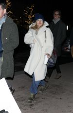 KATE HUDSON and Danny Fujikawa Shopping at Kemo Sabe in Aspen 12/28/2023