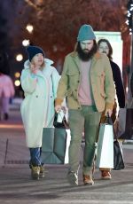 KATE HUDSON and Danny Fujikawa Shopping at Kemo Sabe in Aspen 12/28/2023