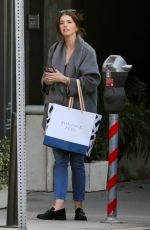 KATHERINE SCHWARZENEGGER on Christmas Shopping in Los Angeles 12/22/2023