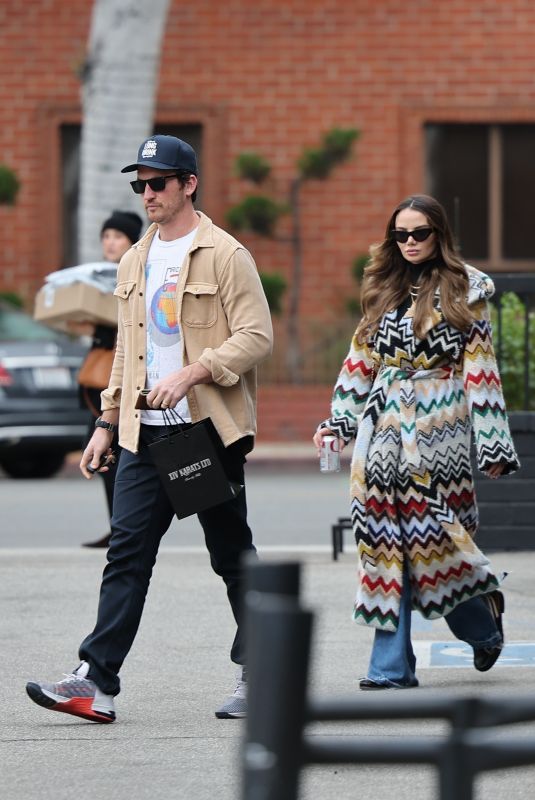 KELEIGH SPERRY and Miles Teller Out Shopping in Beverly Hills 12/19/2023