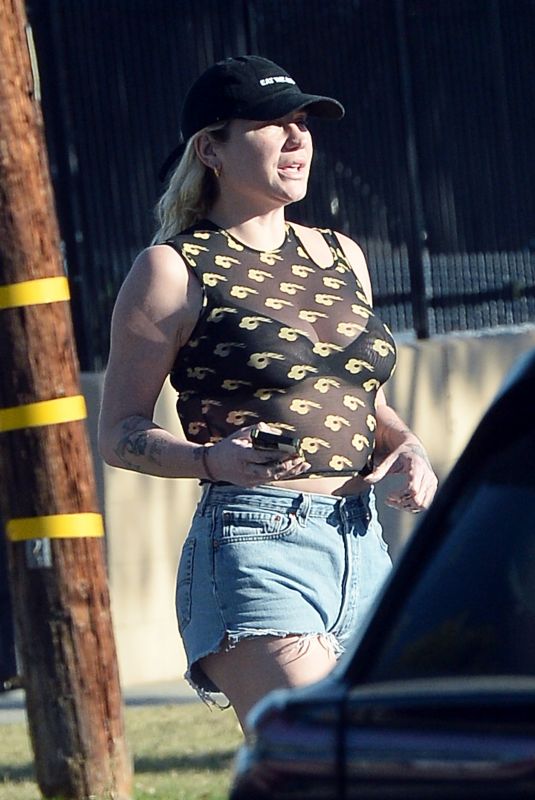 KESHA Out and About in Los Angeles 12/14/2023