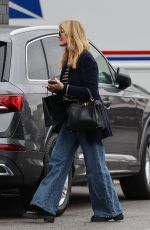 LAURA DERN Shopping at XIV Karats in Beverly Hills 12/20/2023