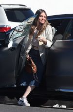 LAUREN PARSEKIAN Out for Lunch with a Friend in Los Feliz 12/05/2023