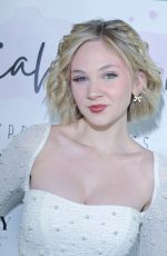 LILY BROOKS O