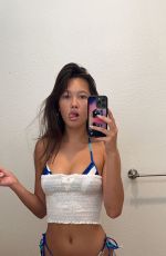 LILY CHEE - Instagram Photos and Video 12/29/2023