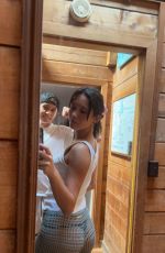 LILY CHEE - Instagram Photos and Video 12/29/2023