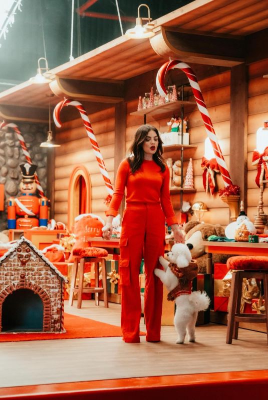 LUCY HALE - PetSmart Holiday 2023 Campaign