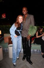 MADELAINE PETSCH at Vas Morgan