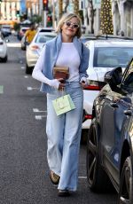 MELANIE GRIFFITH Out for Lunch at IL Fornaio in Beverly Hills 12/10/2023