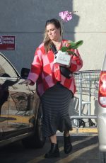 MIA SWIER Out Shopping for Plants in Los Feliz 12/27/2023