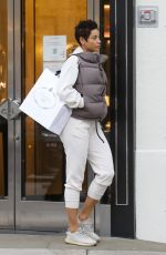 NICOLE MURPHY Out Shopping on Rodeo Drive in Beverly Hills 12/21/2023