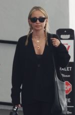 NICOLE RICHIE Leaves Dr. Diamond