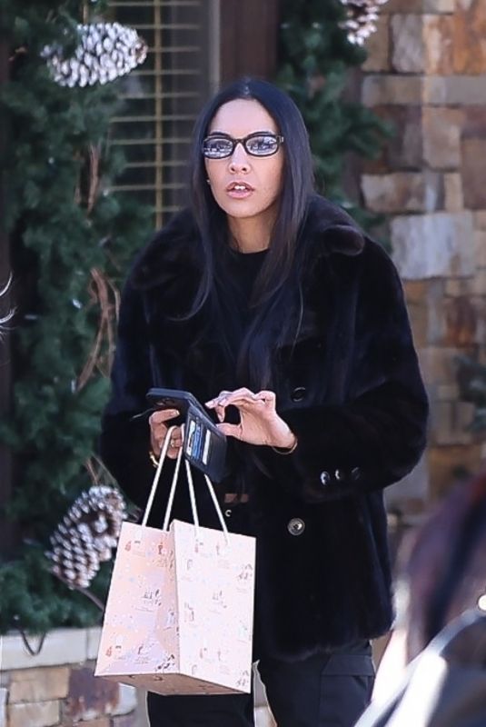 NOOR ALFALLAH Out Shopping with Her Mother in Aspen 12/29/2023