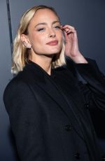 NORA ARNEZEDER at L