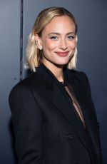 NORA ARNEZEDER at L